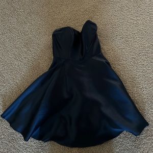 Navy strapless dress! Size 0.
